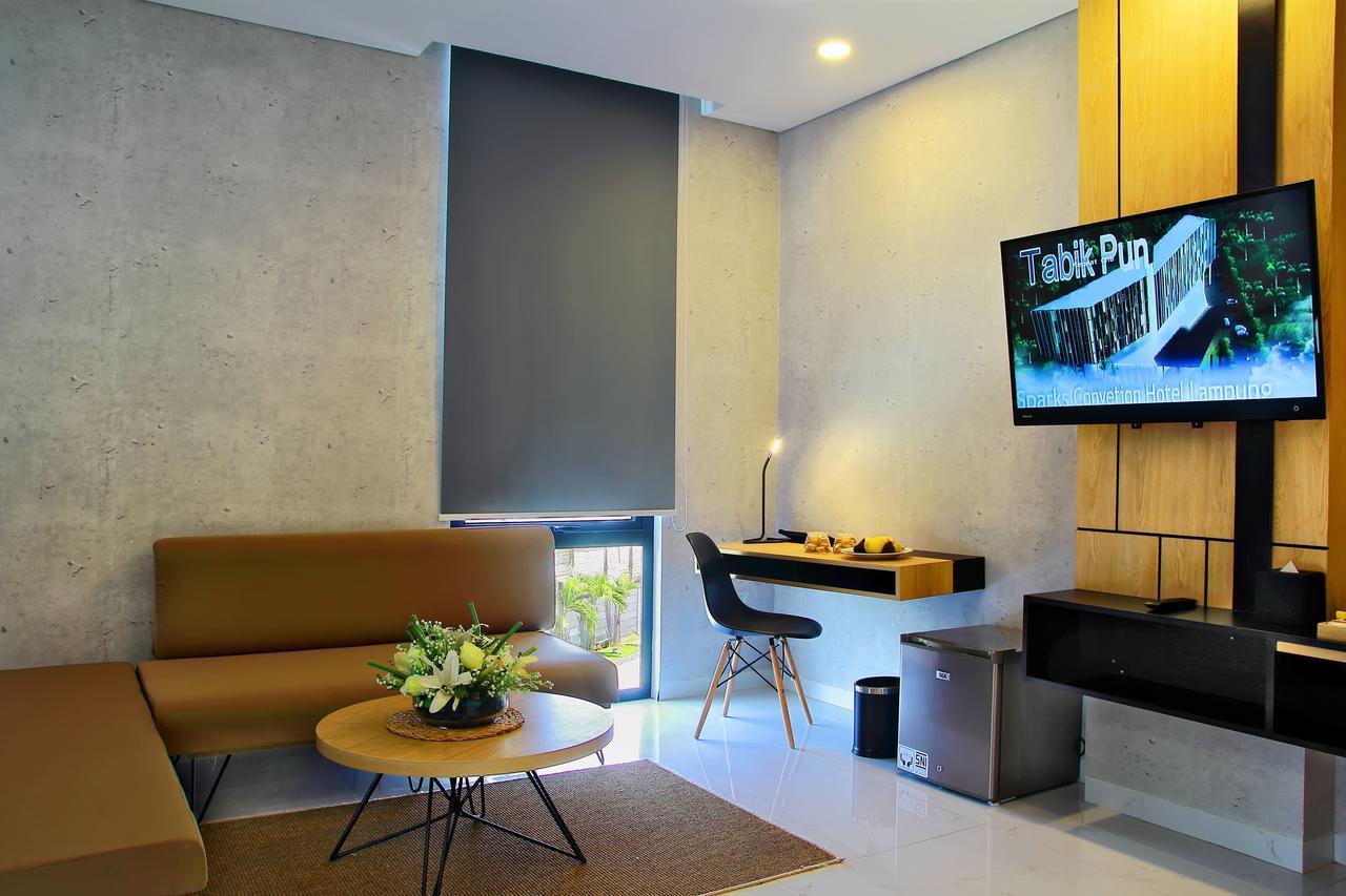 Bbc Hotel Lampung Bandar Jaya Gunungsugih Extérieur photo